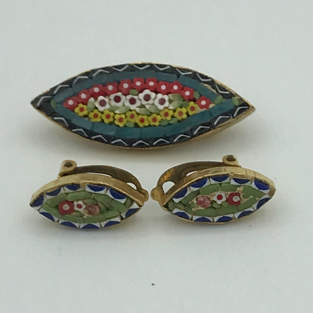 Italian inlay brooch with microscopic mosaic chips